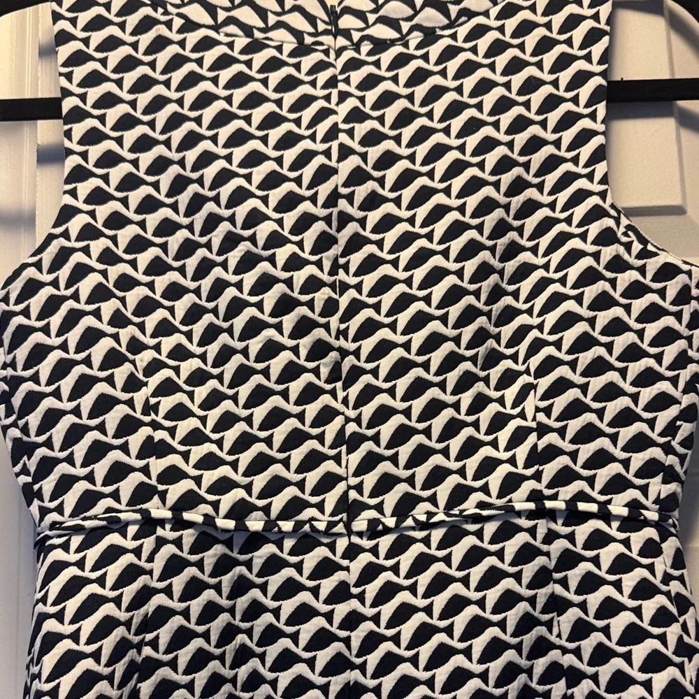Vineyard Vines Black and White Mini Dress - Picture 6 of 8